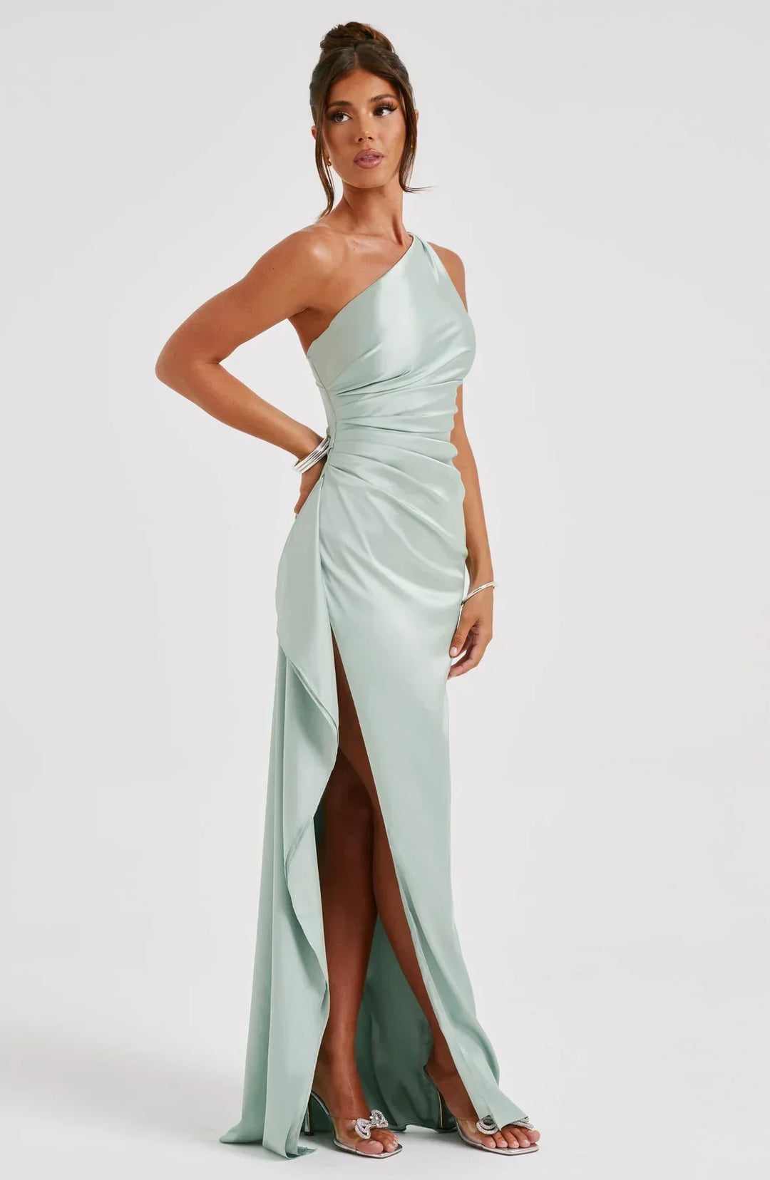 Elara - Luxe Satijnen One-Shoulder Splitjurk