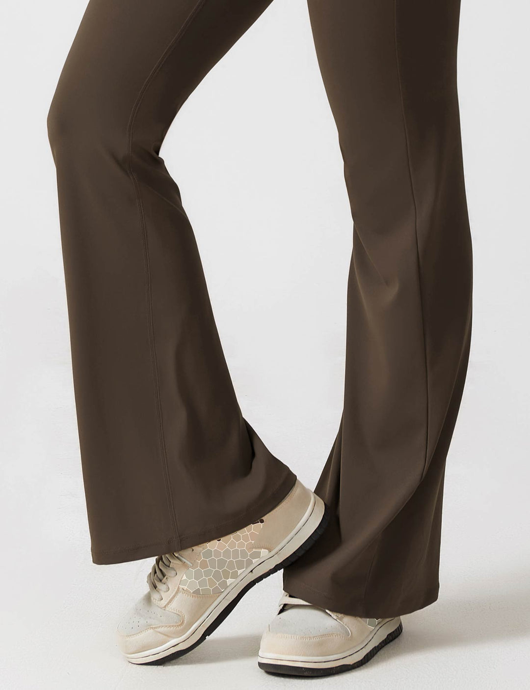 Dames Flared Jumpsuit met V-Rug – Shaping & Comfort voor Elke Dag