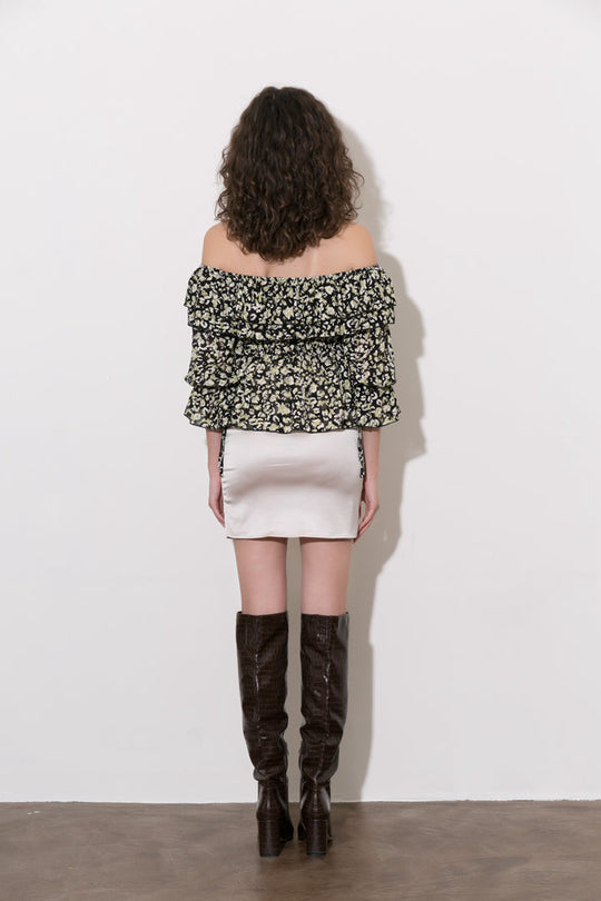 Sophia - Chic en Luchtige Chiffon Off Shoulder Peplum Top