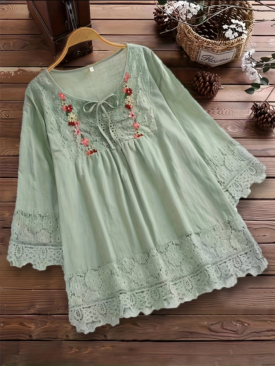 Monique | Elegant Lace Blouse