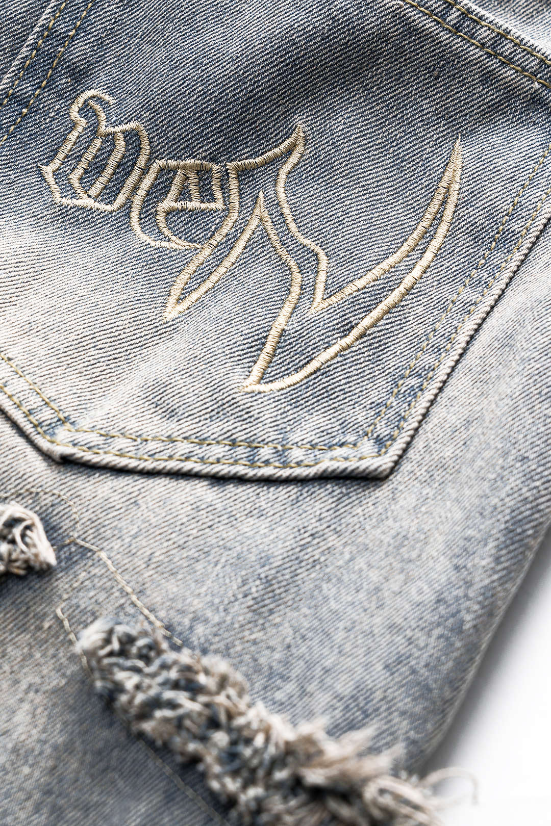 Letter Borduurden Denim Gewassen Knop Pocket Jeans