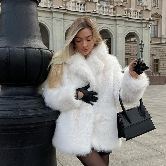 Dames Faux Bont Korte Jas | Zachte Emmeline Modejas | Oversized Winterjas met Comfortabele Pasvorm