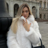 Dames Faux Bont Korte Jas | Zachte Emmeline Modejas | Oversized Winterjas met Comfortabele Pasvorm