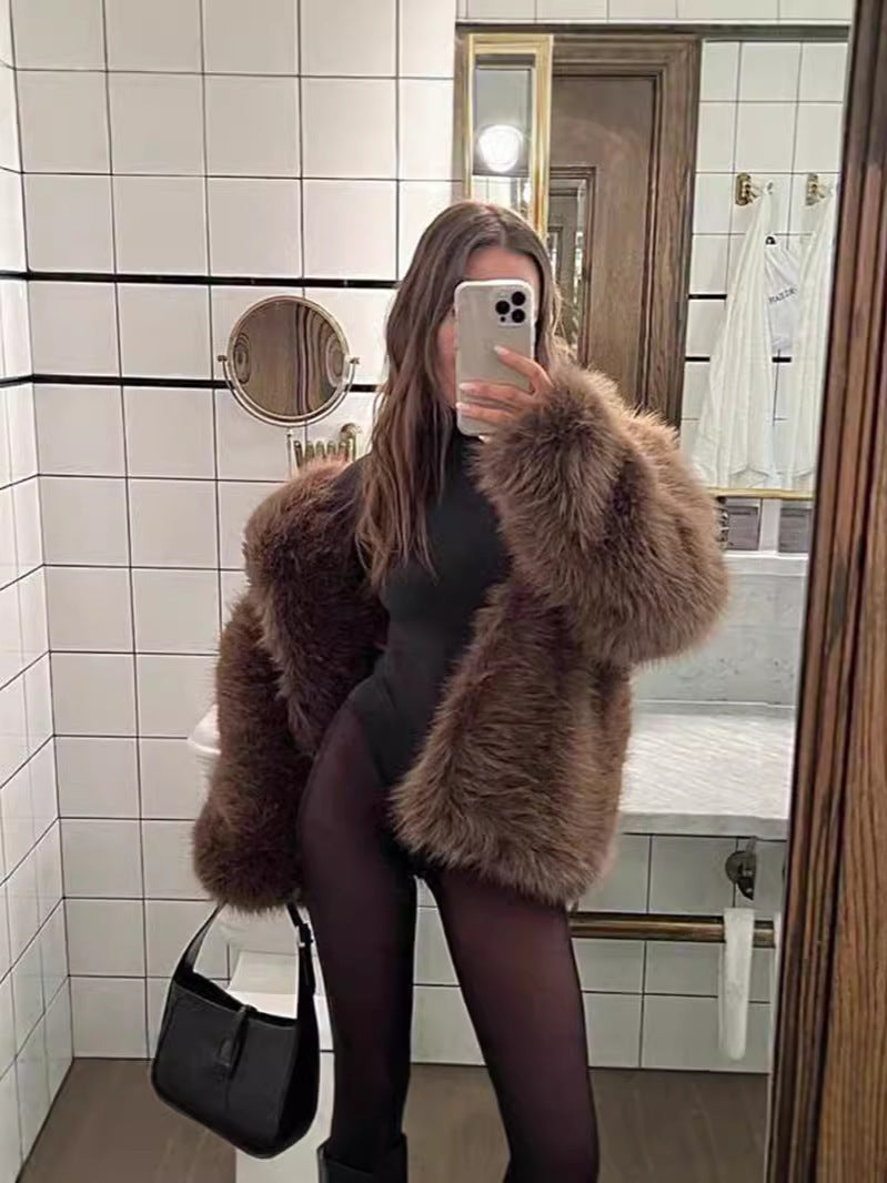 Dames Faux Bont Korte Jas | Zachte Emmeline Modejas | Oversized Winterjas met Comfortabele Pasvorm