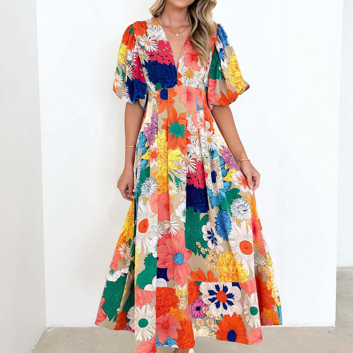 Bloom Elegance – Midi Jurk met Abstracte Bloemenprint