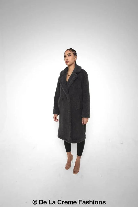 Jackie Dubbelzijdige Borg Teddy Midi Jas | Oversized Pasvorm met Dubbelzijdige Knoopsluiting | Volledig Gevoerd