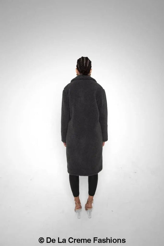 Jackie Dubbelzijdige Borg Teddy Midi Jas | Oversized Pasvorm met Dubbelzijdige Knoopsluiting | Volledig Gevoerd