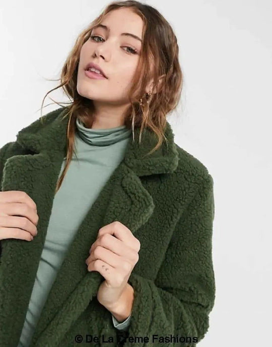 Jackie Dubbelzijdige Borg Teddy Midi Jas | Oversized Pasvorm met Dubbelzijdige Knoopsluiting | Volledig Gevoerd