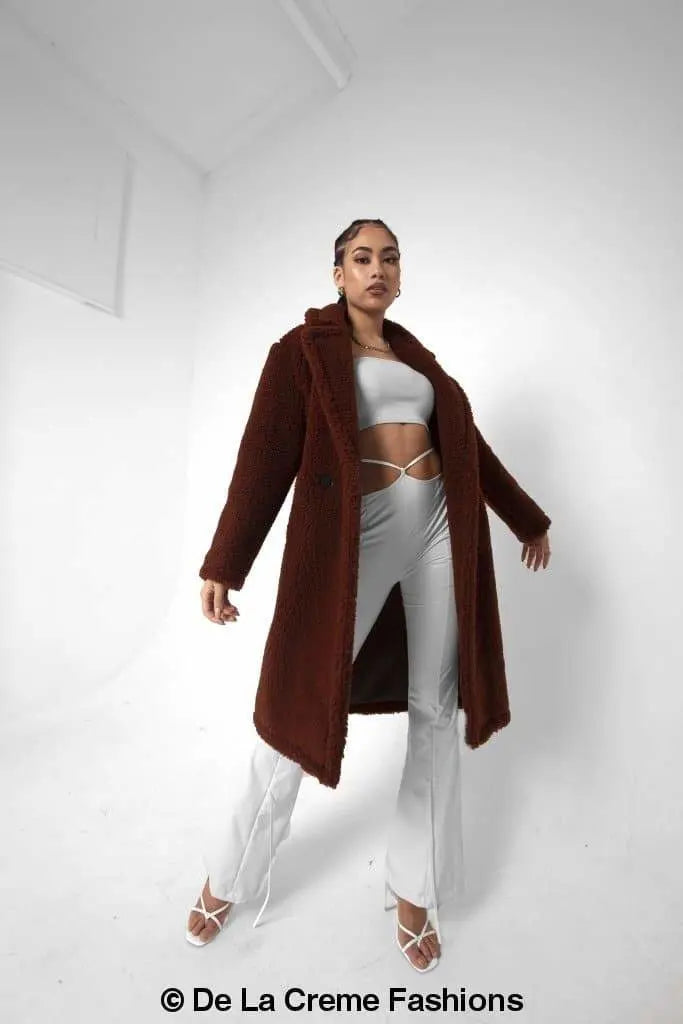 Jackie Dubbelzijdige Borg Teddy Midi Jas | Oversized Pasvorm met Dubbelzijdige Knoopsluiting | Volledig Gevoerd