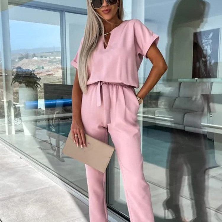 Elara Jumpsuit met Strikdetail – Stijlvol, Comfortabel en Veelzijdig