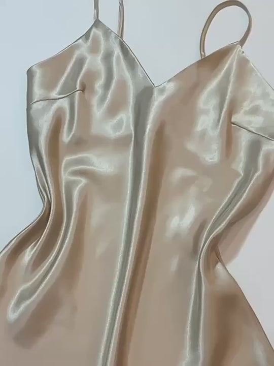 Adele Satijnen Mini Jurk | Straal in Luxe